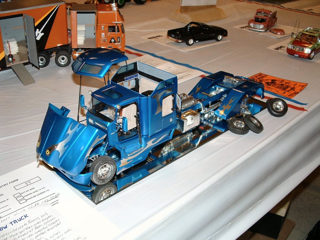 kenworthshowtruck.jpg