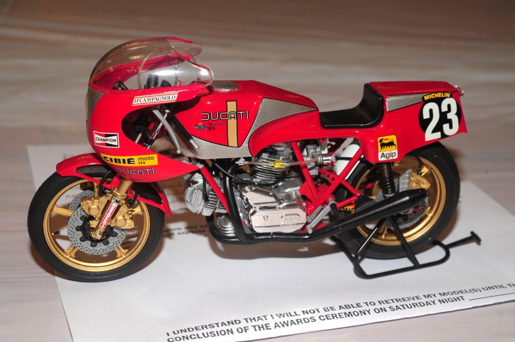 ducati900racer.jpg