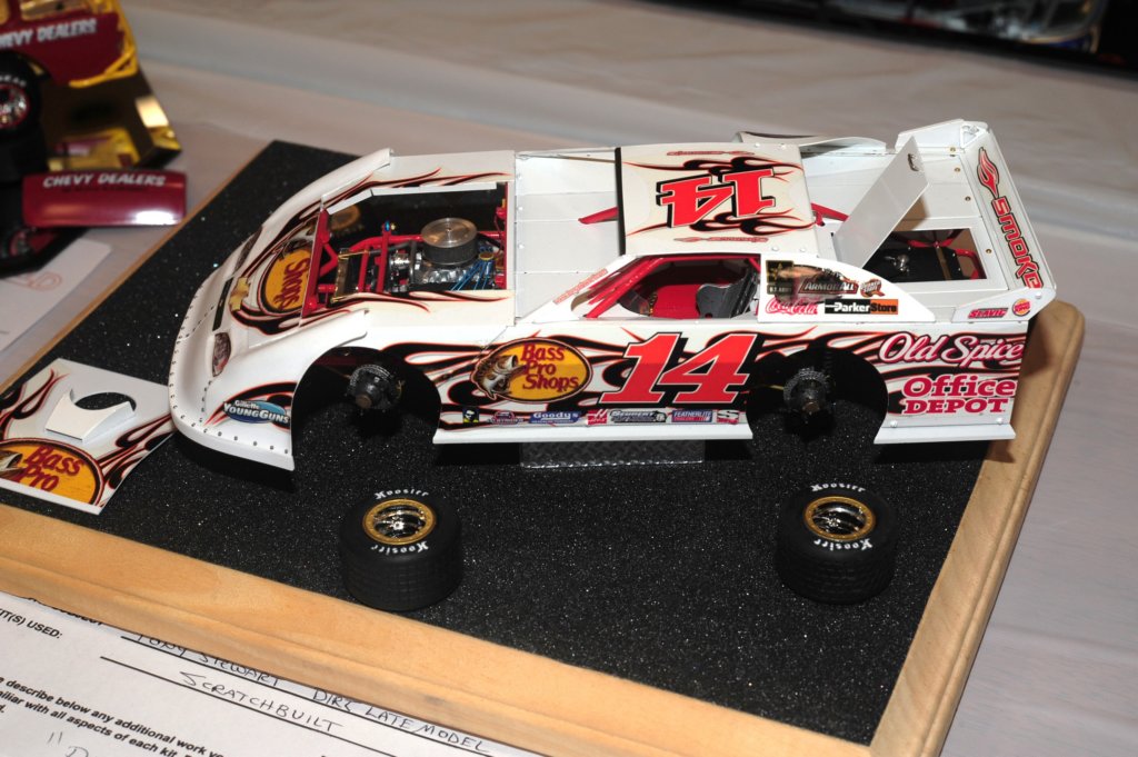 tonystewartdirtlatemodel.jpg