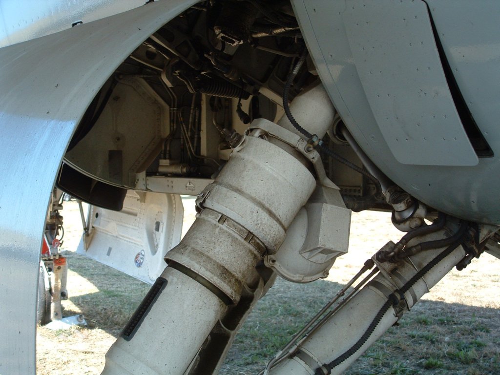 f16nwell.jpg