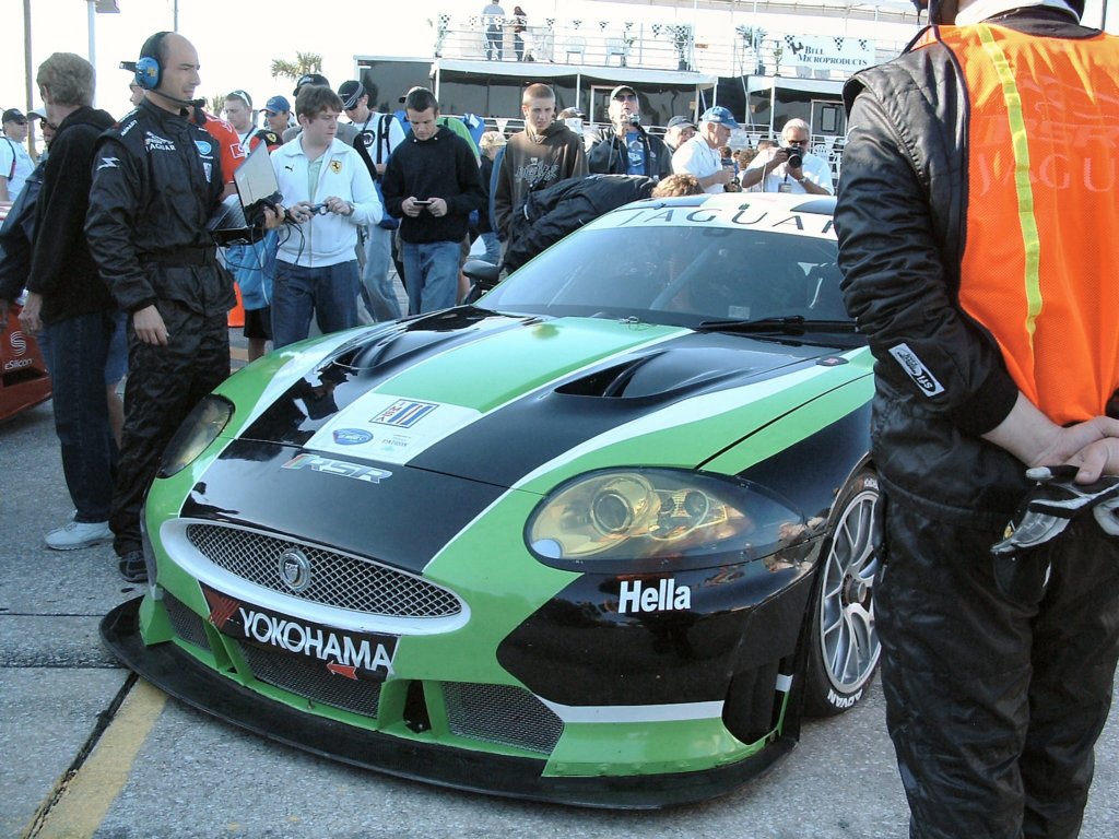 rocketsportsjaguargt2onthegrid.jpg